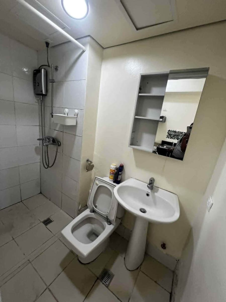 CONDO FOR RENT – BELTON PLACE MAKATI - photo 2