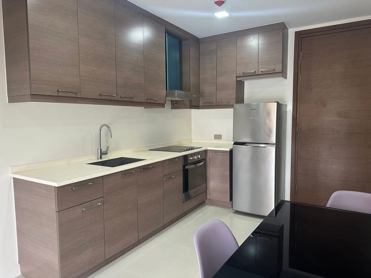 For Lease : - photo 1