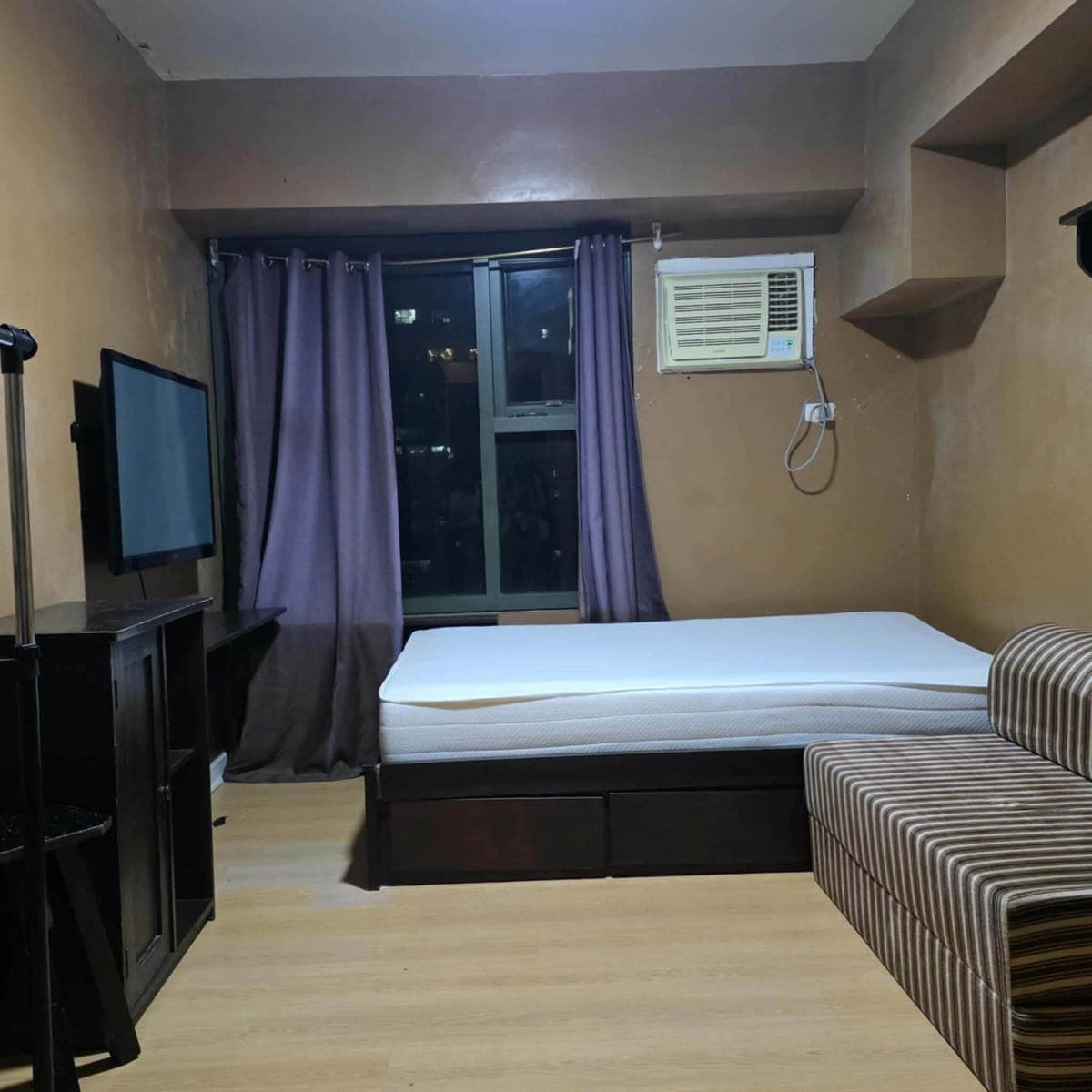 CONDO FOR RENT – BELTON PLACE MAKATI - photo 1