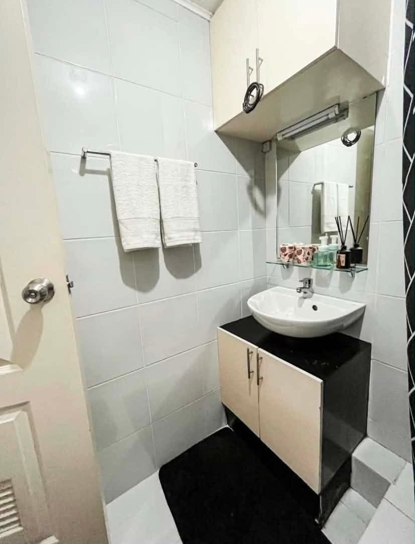 Two Bedroom Condo Unit in One Oasis|3rd Floor For Rent. - photo 4