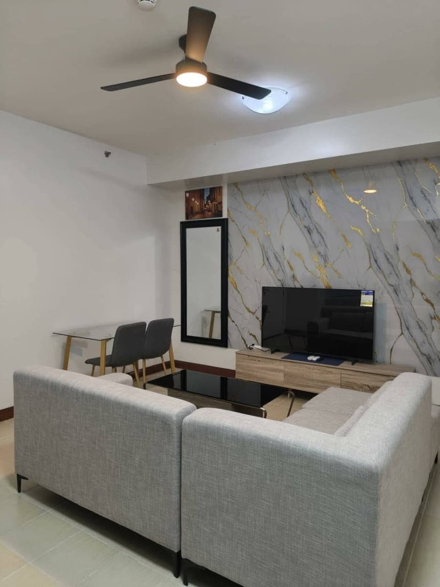 𝐅𝐎𝐑 𝐑𝐄𝐍𝐓 Two Bedroom Condo at SAN LORENZO PLACE - photo 3