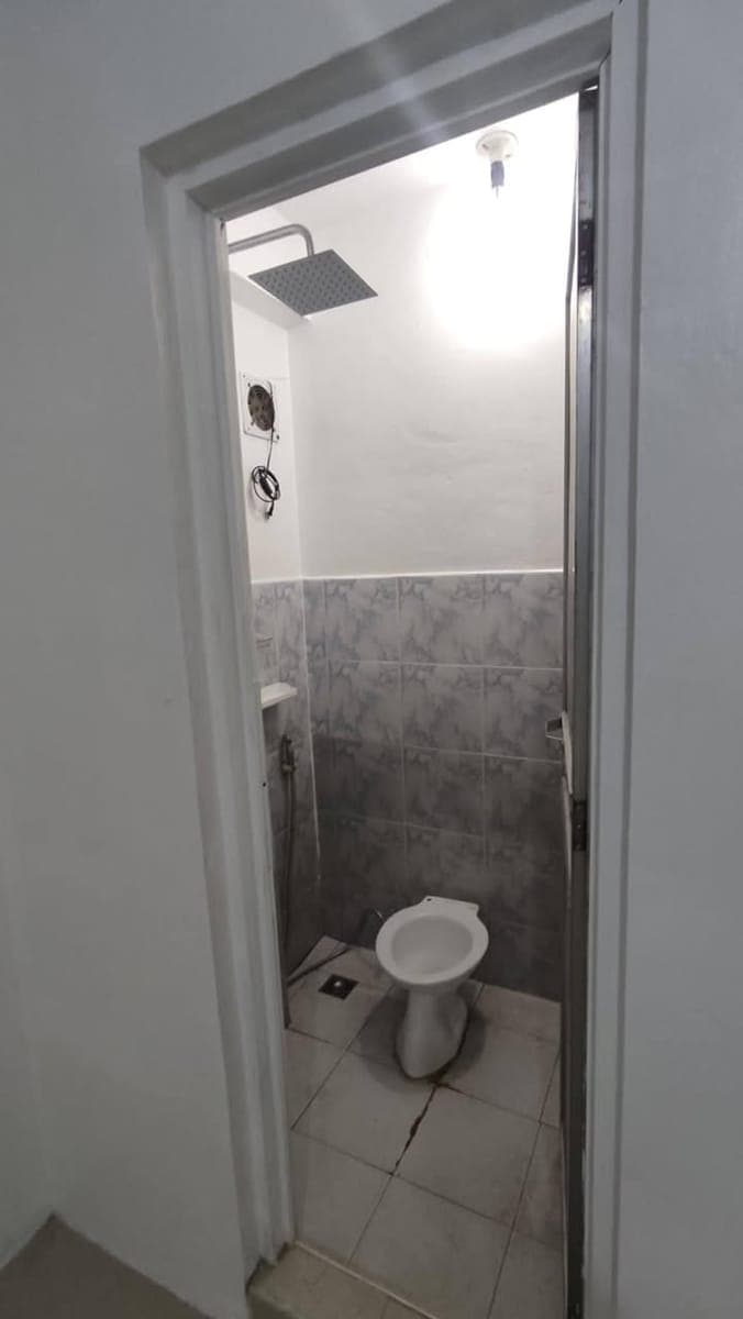 Room for rent WD 1 bedroom available FOR SOLO or TWO OR 3 PERSONS   NEAR Hotel 101, SM AURA, MARKET2X, BGC - photo 5