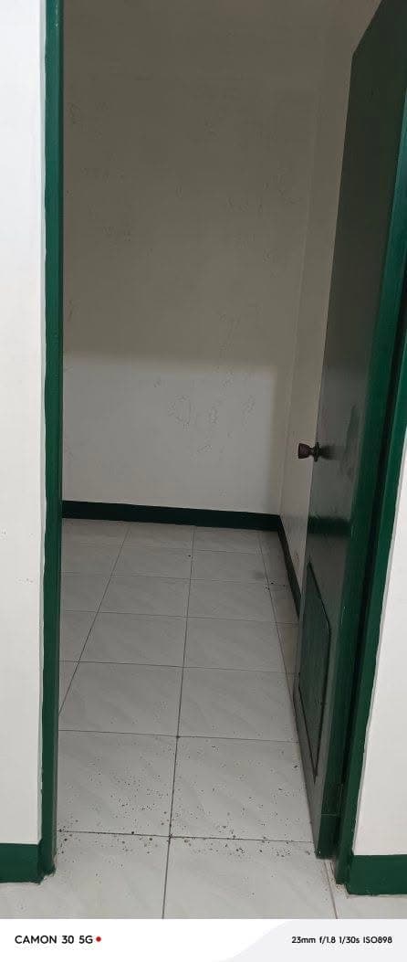 Studio type  good for 2 at east rembo Taguig City.... Near uptown market sm aura bgc 1 ride only..... - photo 5