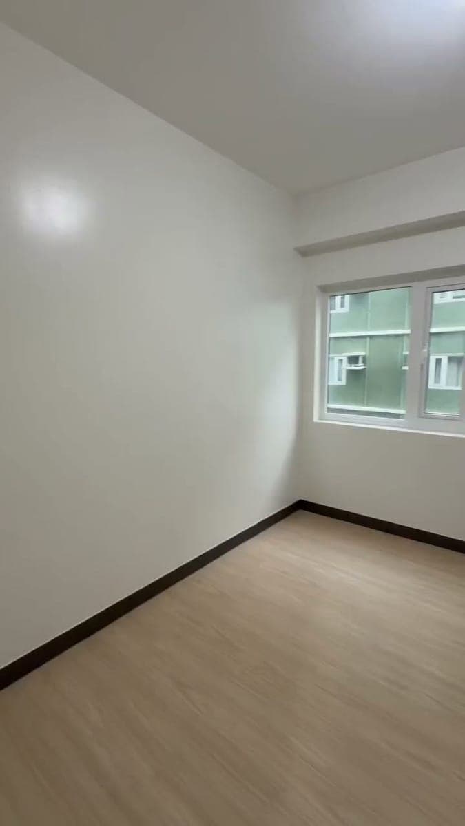FOR RENT: Studio Bare Unit at Trees Residences Fairview – Long-Term Lease - photo 3