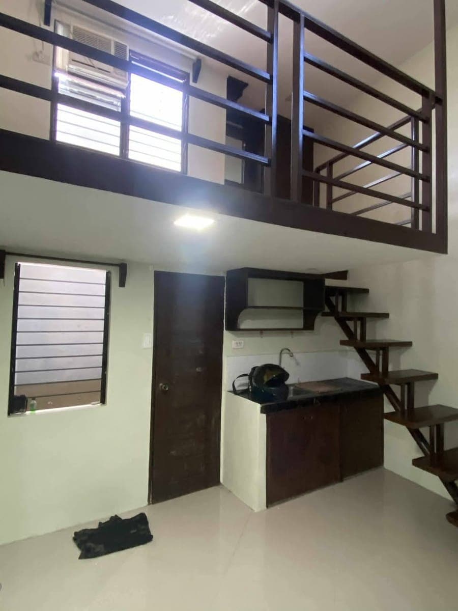 🔥UP FOR RENT 1 BED 1 BATH LOFT TYPE APARTMENT SITUATED IN CROSSING ULAS - photo 3