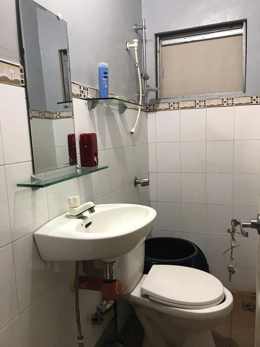 1 ROOM AVAILABLE - photo 1