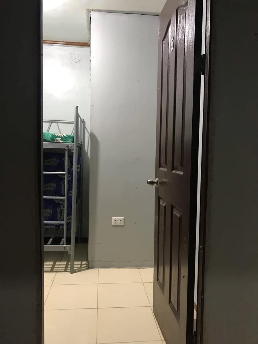 1 ROOM AVAILABLE - photo 3