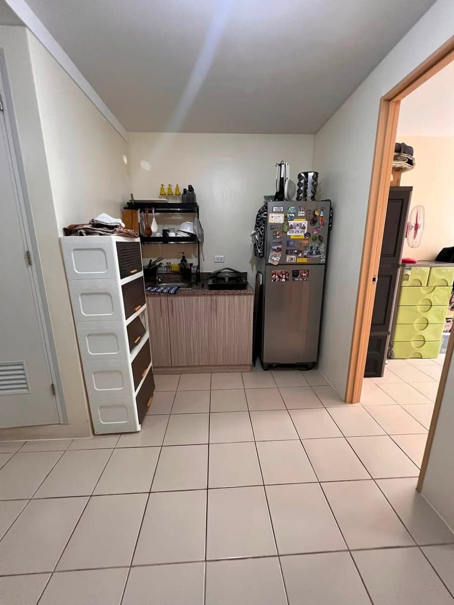 FOR LEASE: Semi-Furnished 2-Bedroom Condo – Urban Deca Homes Ortigas Extension, Pasig City - photo 4