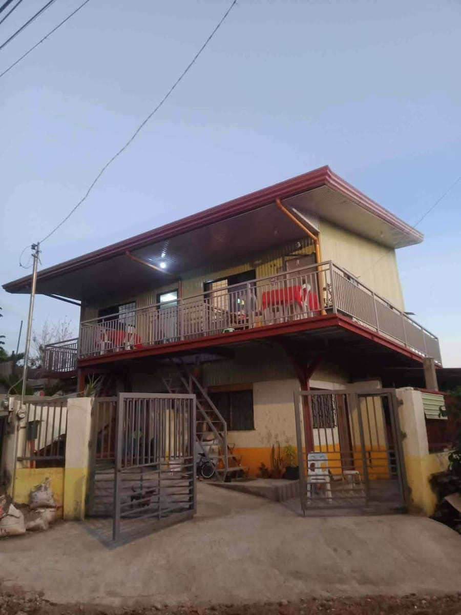 2nd flr mini apartment dako area. Pwede kids. Nearby highway. Bare unit, 1 room, sala , sink, cr no curfew. Own bills - photo 1