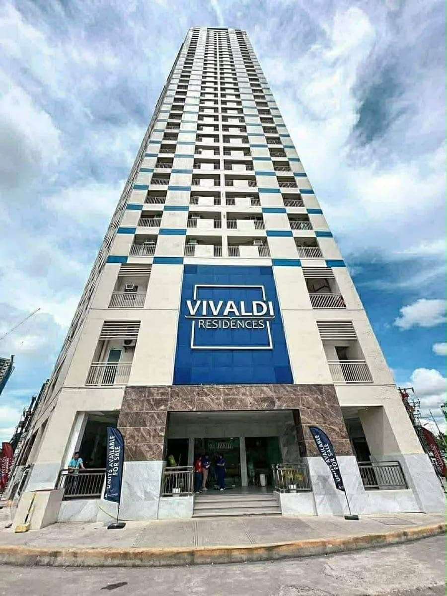 🏙️ FOR RENT: Studio Unit with Balcony & Samal Island View - photo 2