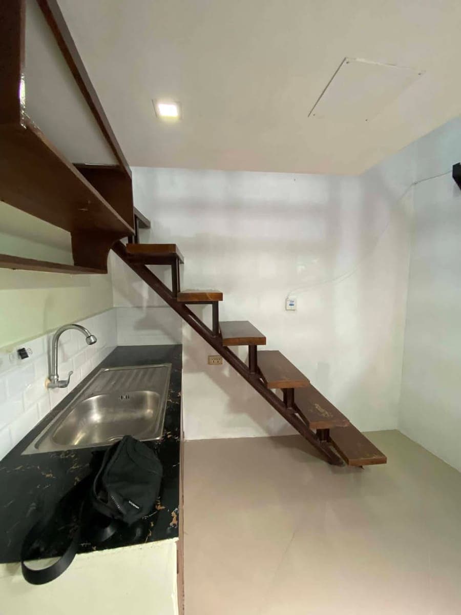 🔥UP FOR RENT 1 BED 1 BATH LOFT TYPE APARTMENT SITUATED IN CROSSING ULAS - photo 1