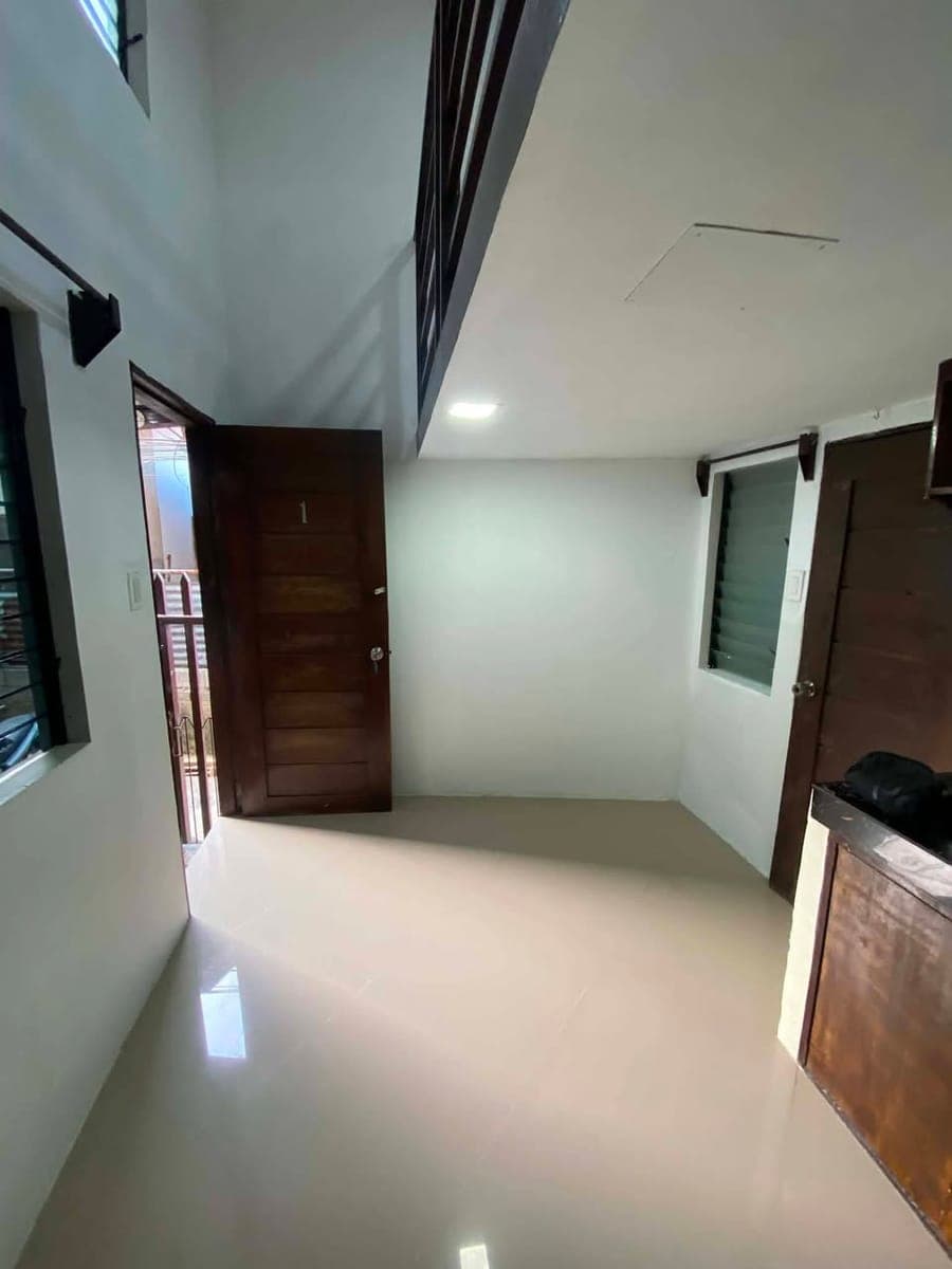 🔥UP FOR RENT 1 BED 1 BATH LOFT TYPE APARTMENT SITUATED IN CROSSING ULAS - photo 5