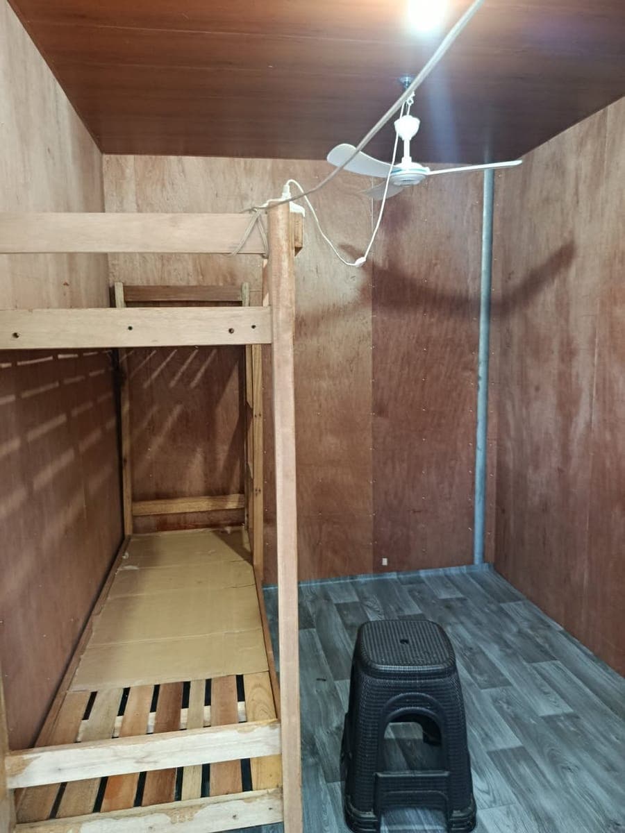 1 Vacant spacious room(Non Air) - photo 2