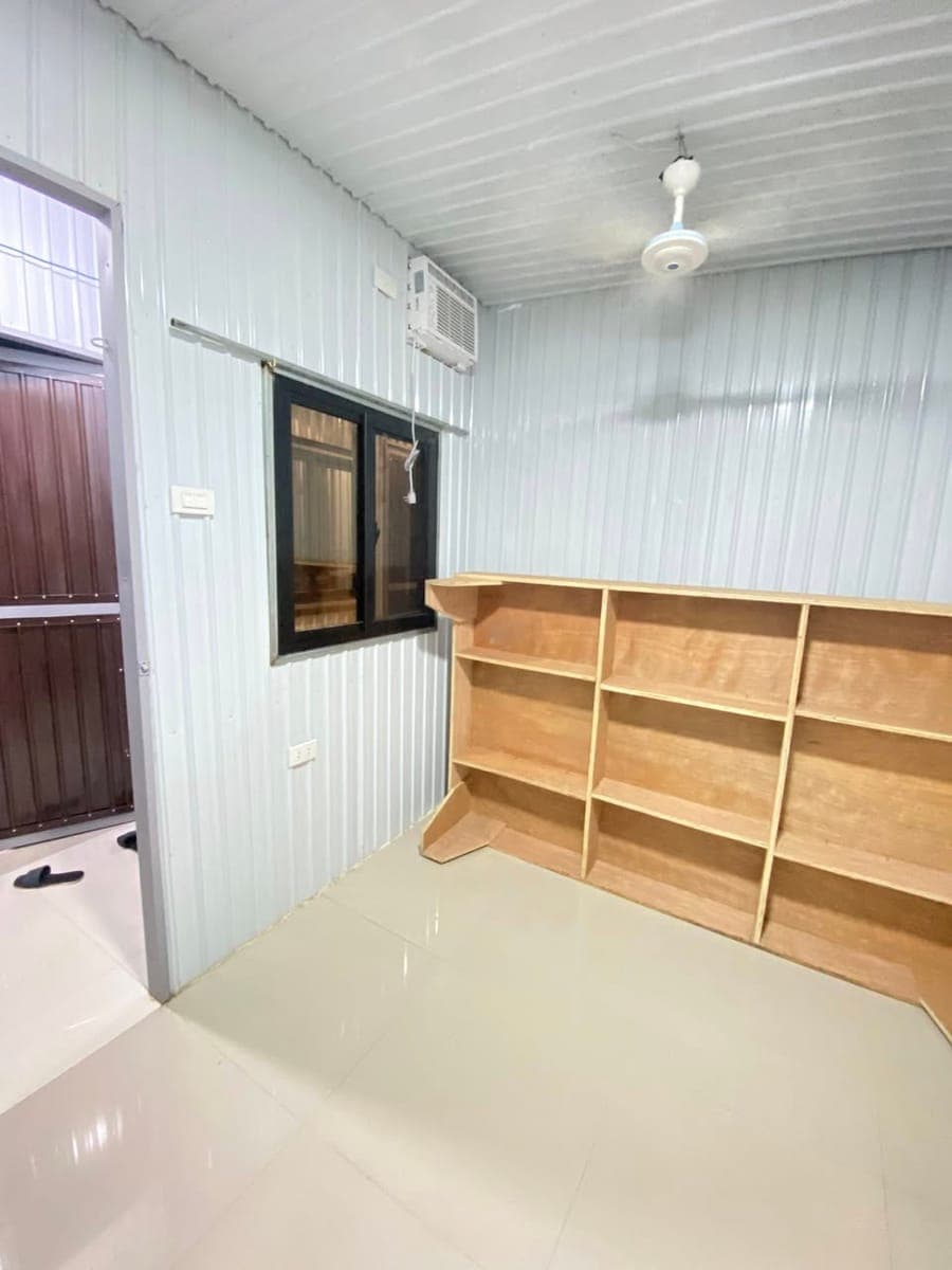 Room for Rent - photo 3