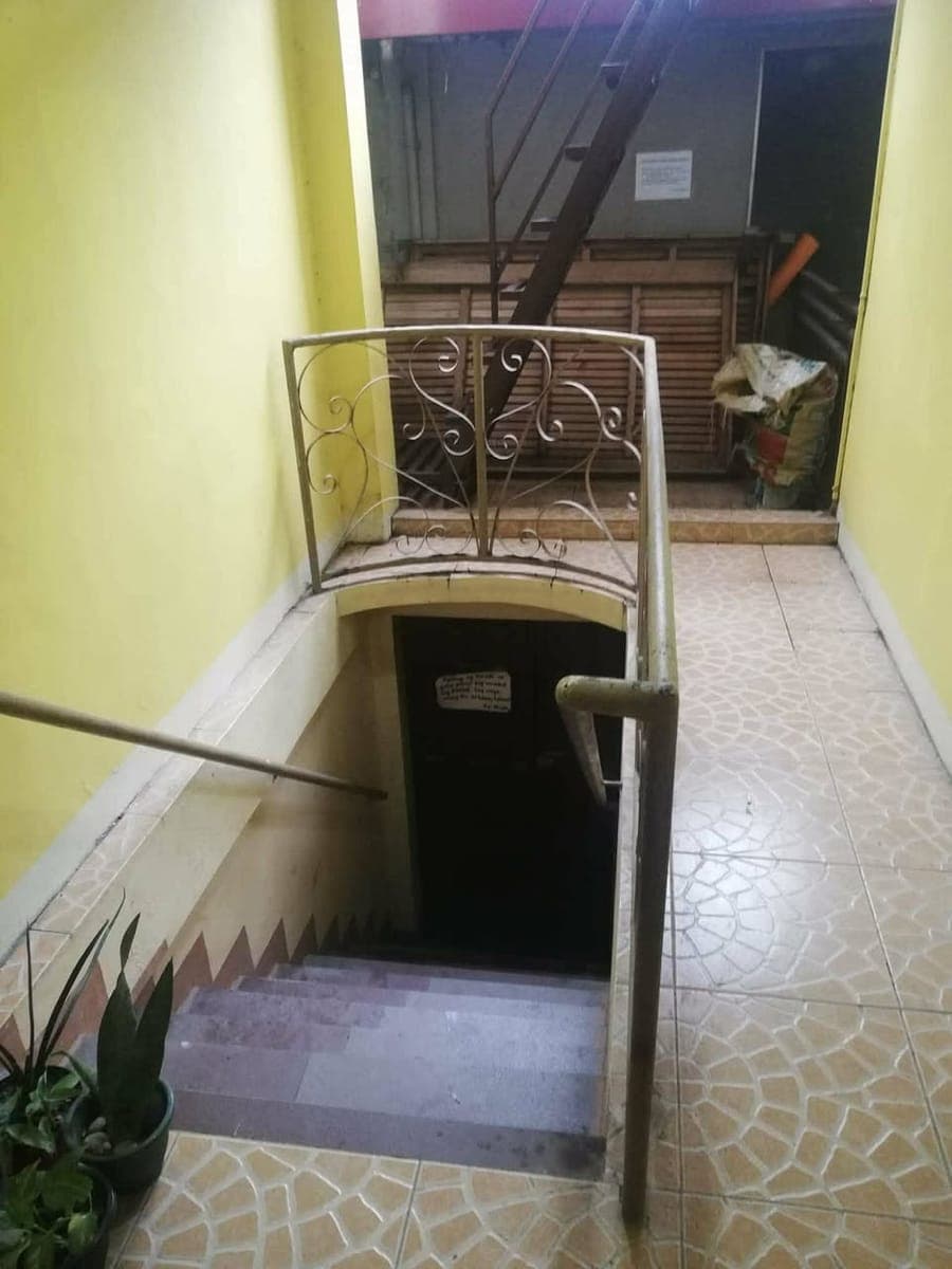 Room for rent good for one person own cr sink 3,500 1 month advance 1 month deposit. - photo 5