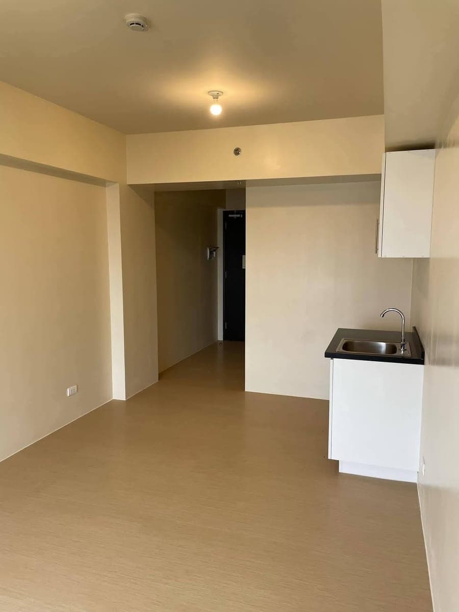₱17k Monthly Rent at Avida Abreeza Good FOR Students and Couple!! - photo 5