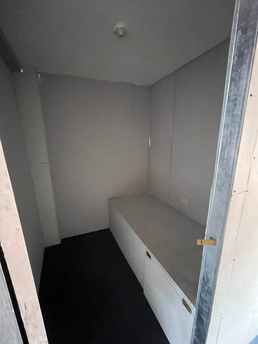 LOOKING FOR AFFORDABLE NA ROOM? AVAILABLE  BOARDING HOUSE DOWNTOWN‼️ - photo 2
