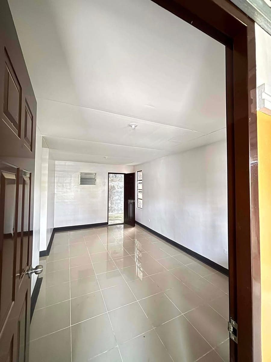 🏡 House for rent  deca homes talomo - photo 2