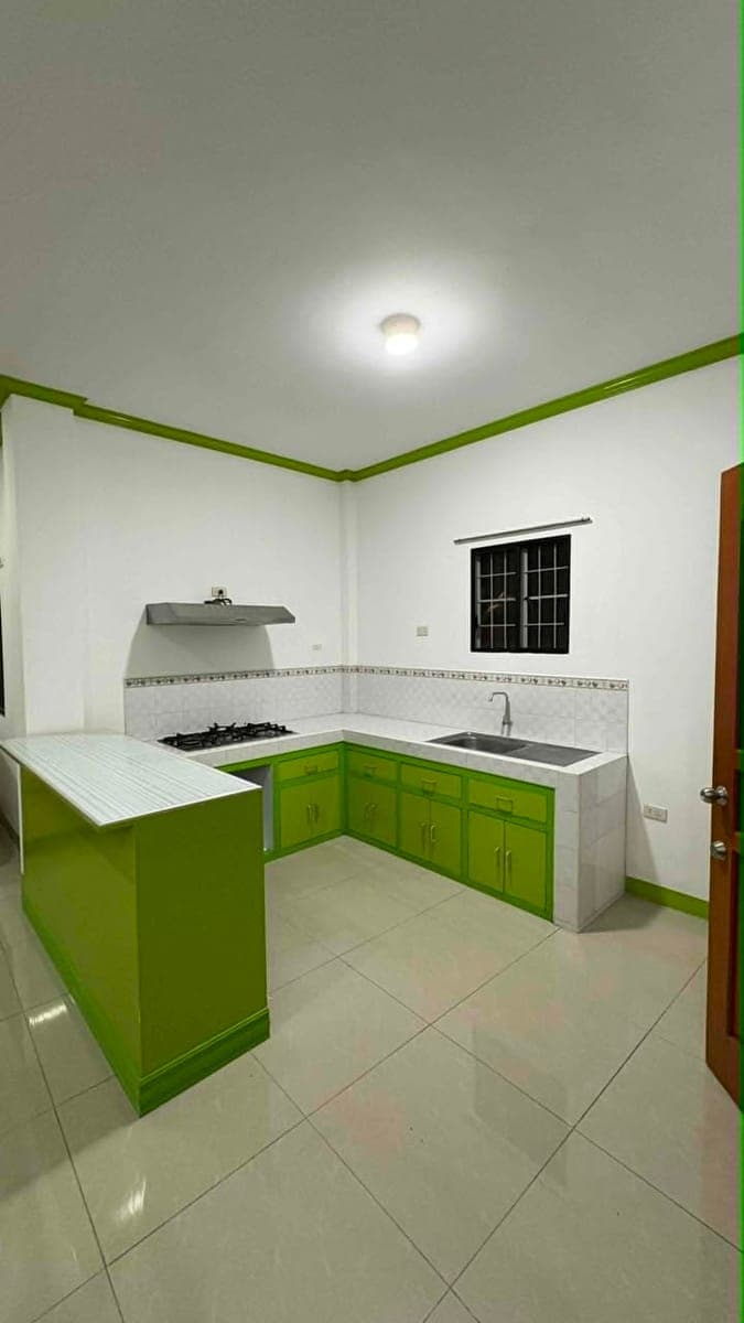 🏡 **FOR RENT – SEMI-FURNISHED 3 BEDROOM HOUSE ** - photo 3