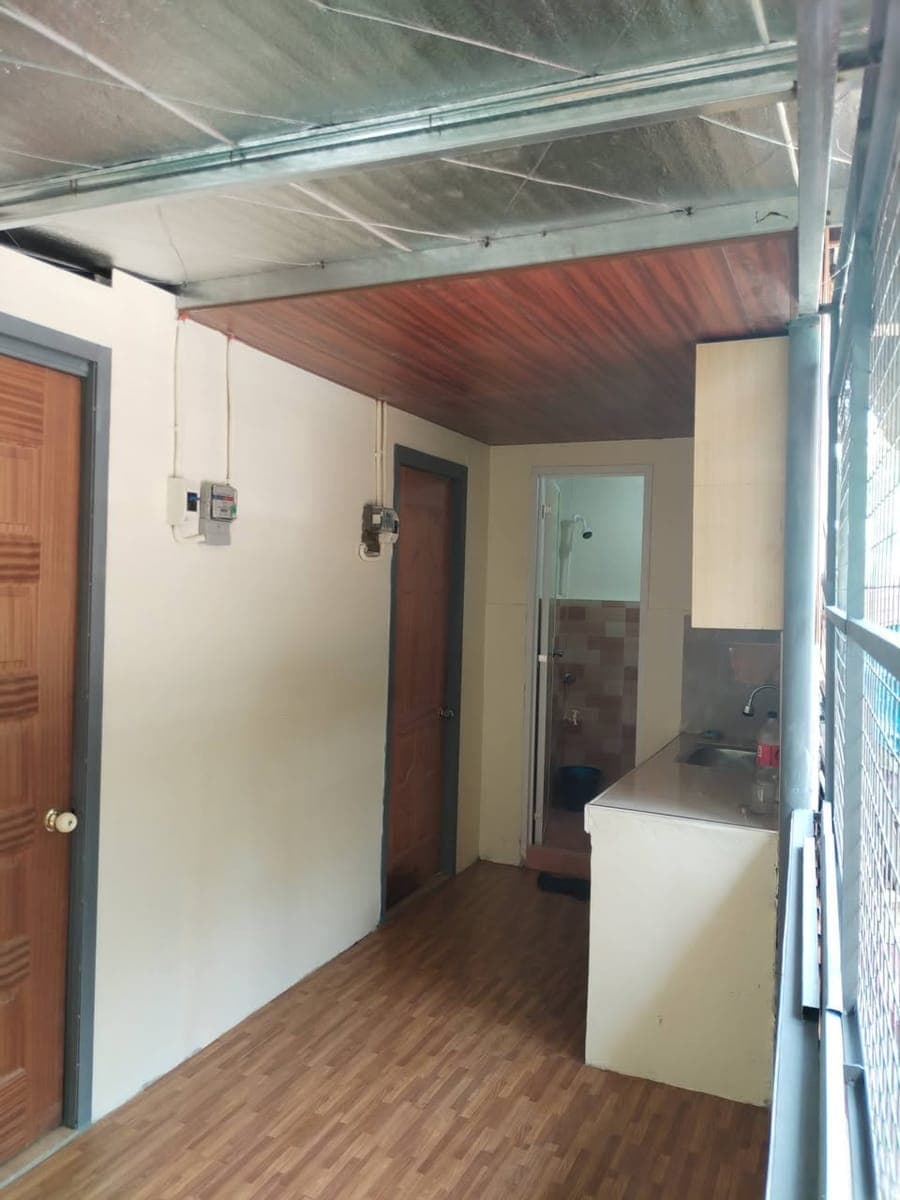 ROOMS FOR RENT! - photo 1