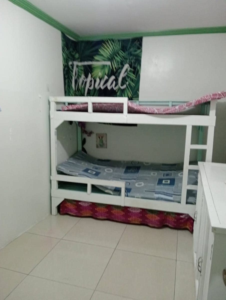 Available 2 rooms for rent. - photo 1