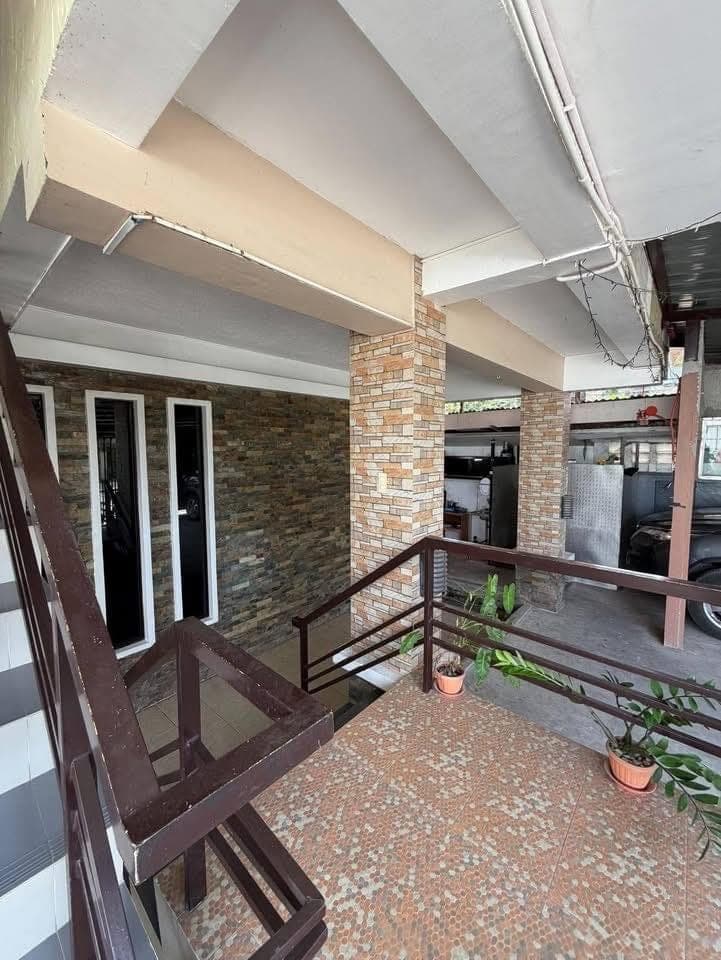 FULLY FURNISHED 3-BEDROOM APARTMENT FOR RENT - photo 1