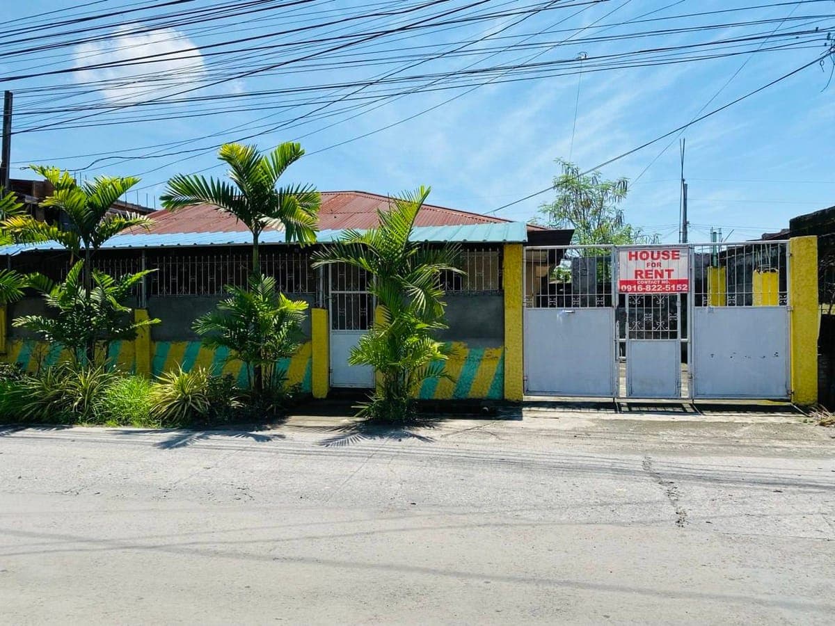 HOUSE FOR RENT - photo 2