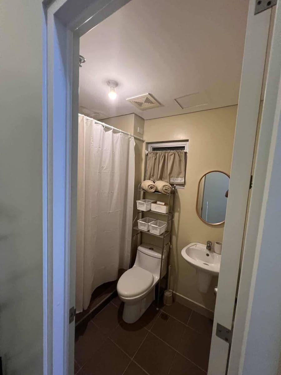 STUDIO-TYPE WITH WIFI (DIRECT OWNER) - photo 1
