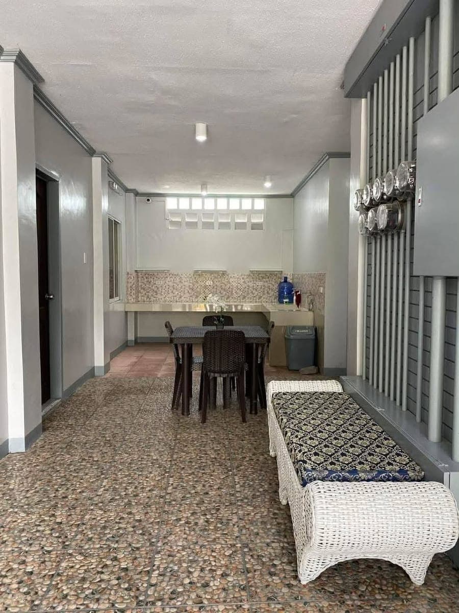 Room for Rent located @ bangkal near savemore, back of Mabini high school - photo 5
