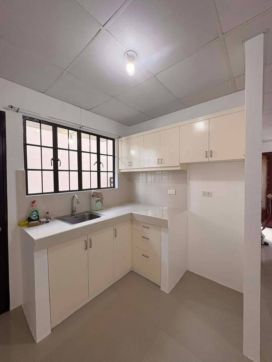 Direct Listing ‼️ - photo 3