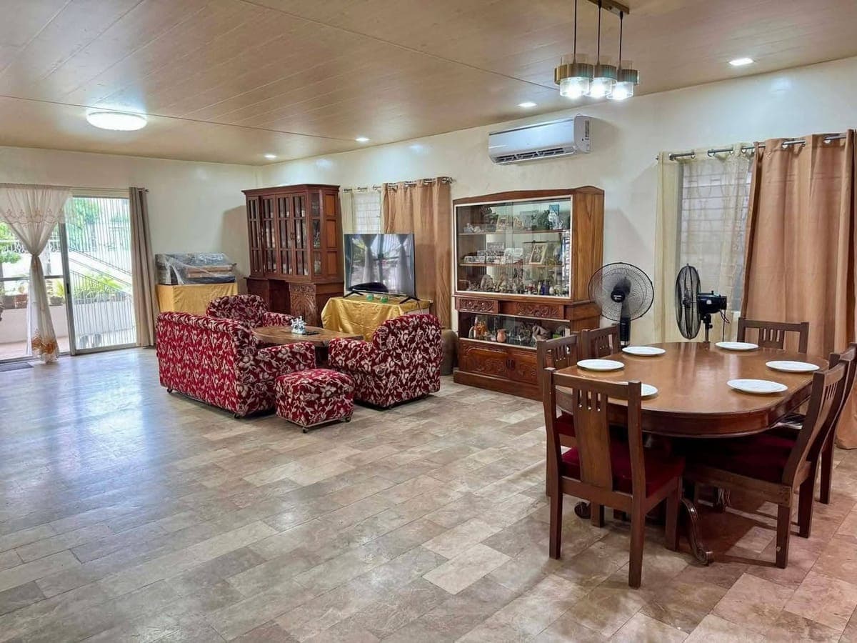 🏡 FULLY FURNISHED HOUSE FOR RENT ‼️ - photo 1
