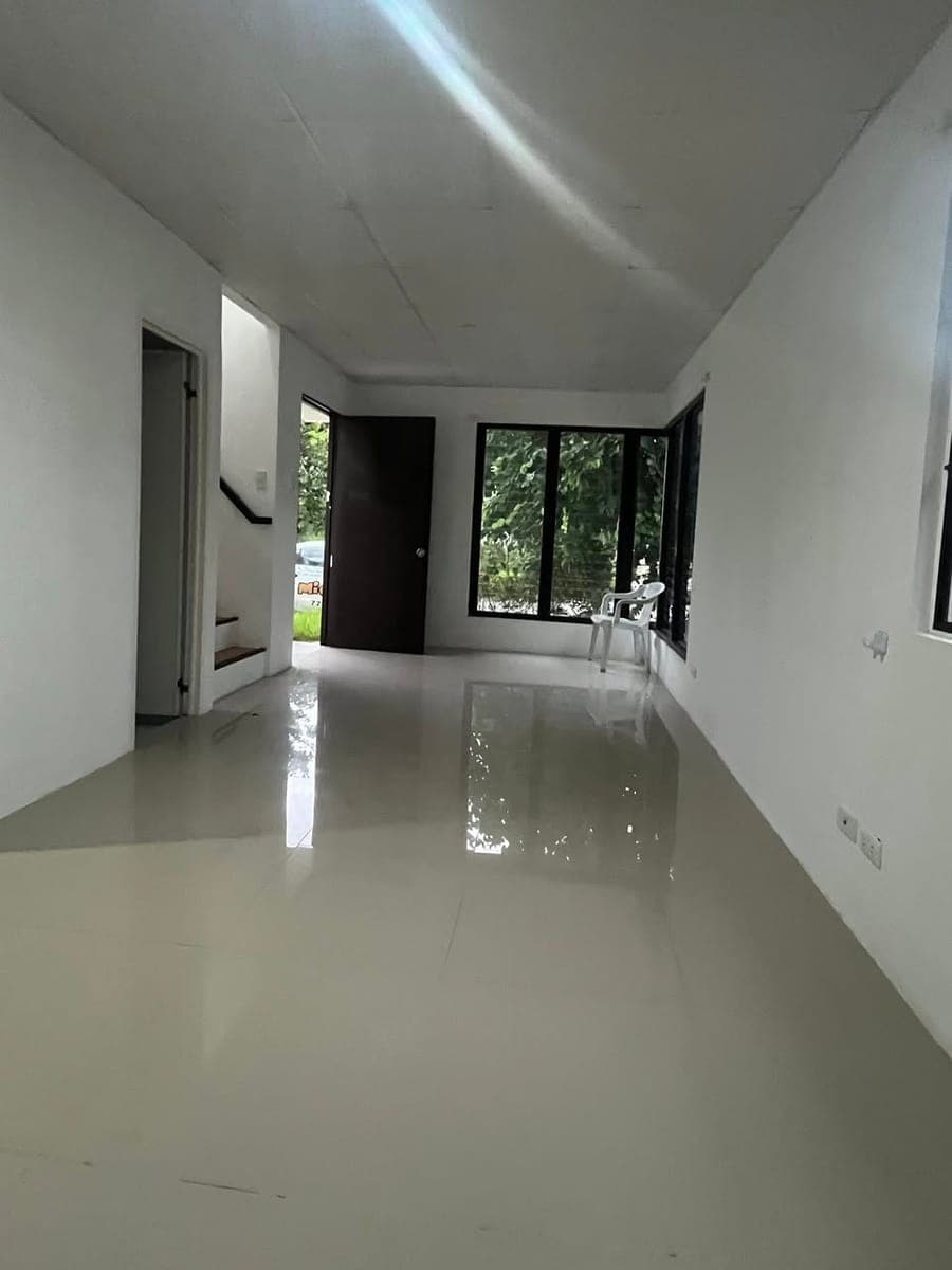 FOR RENT – 2-Storey House (Bare Unit) - photo 4