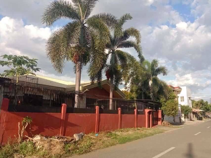 House for rent - photo 1