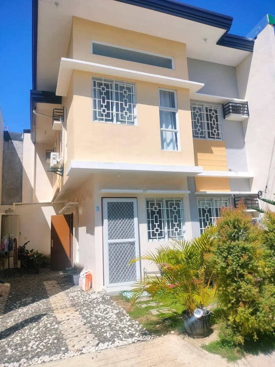 💥FOR RENT- ₱35K - photo 1