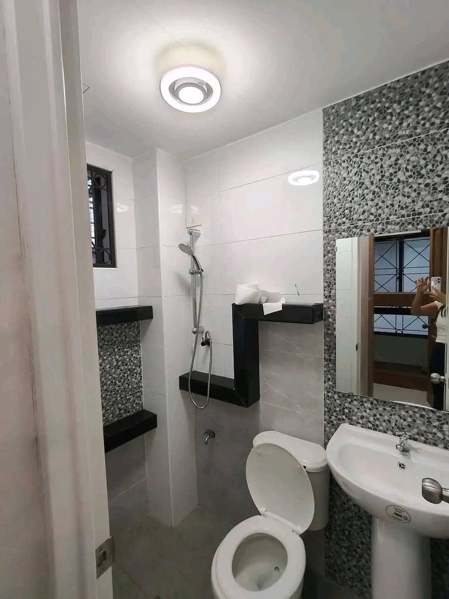 🏡 STO DOMINGO-2 LANANG HOUSE FOR  𝐅𝐎𝐑 𝐑𝐄𝐍𝐓‼️ 📌 Location: Doña Pilar Sto. Domingo 2 Subdivision, Lanang - photo 5