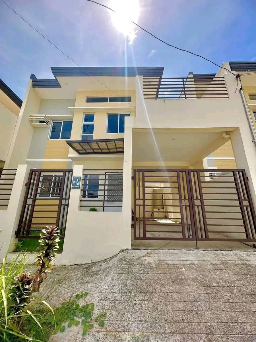 🏡DIAMOND COMMUNAL House for Rent ( bare)‼️ - photo 1