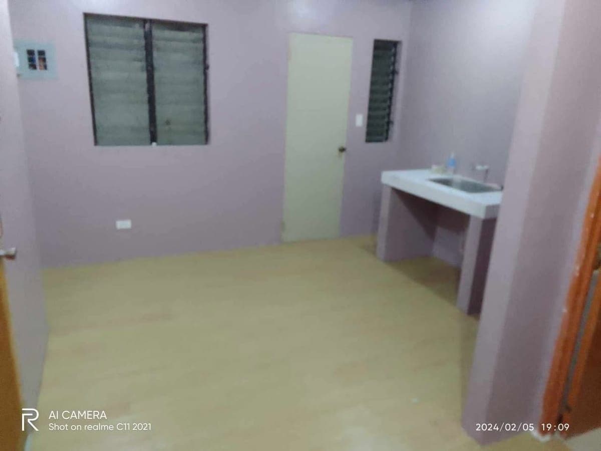 House for rent (duplex type) ₱8,000 - photo 1