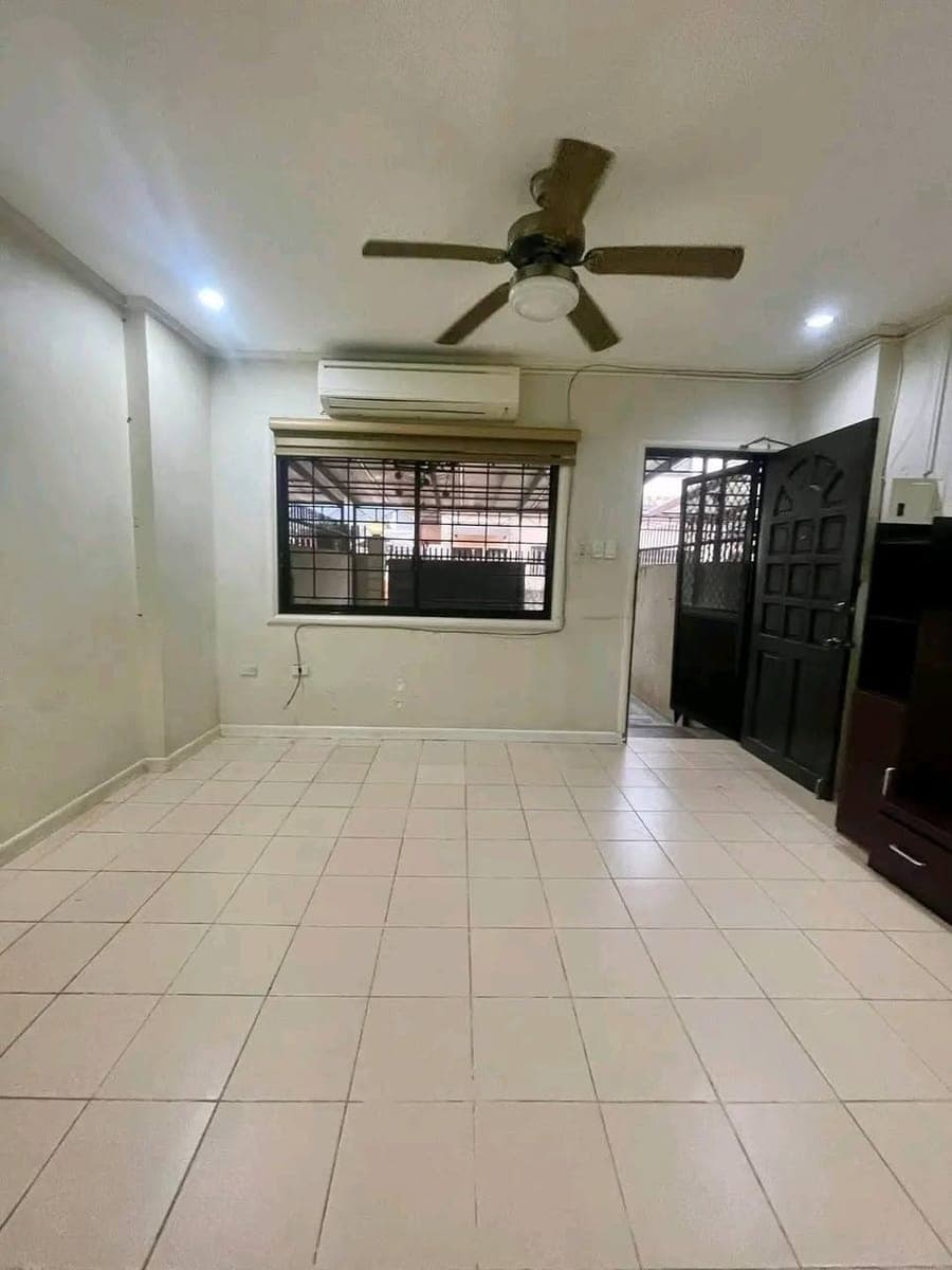 🏡PAMPANGA LANANG 2-STOREY HOUSE FOR RENT ‼️ - photo 1