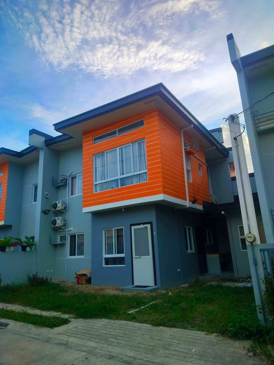 4 Bedrooms 2 storey House for Rent ‼️ - photo 1