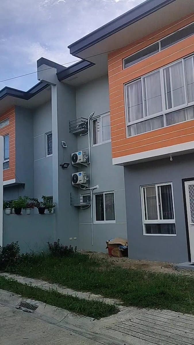 4 Bedrooms 2 storey House for Rent ‼️ - photo 2