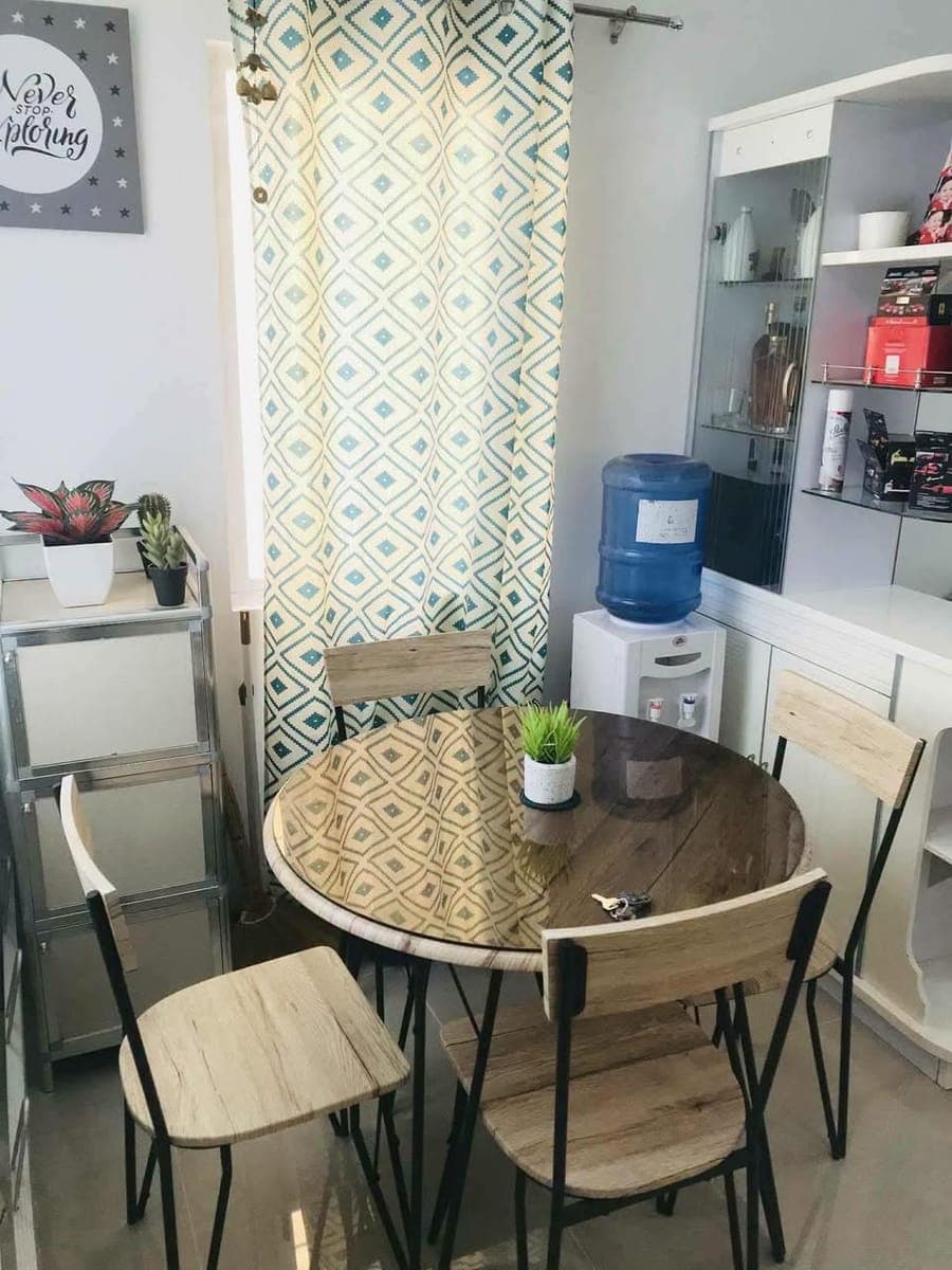 Semi-Furnished 2-storey House for Long term Rent: move in ready! - photo 2