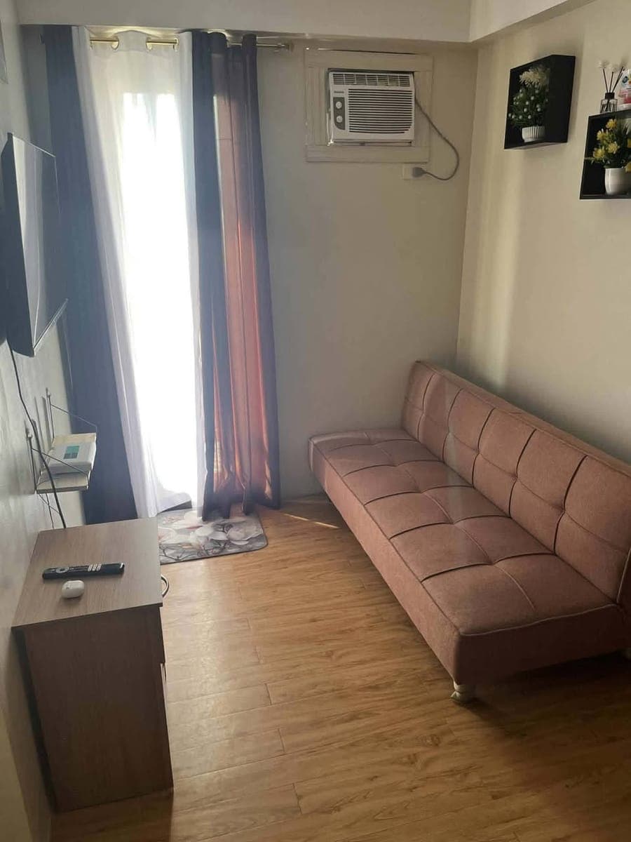 🏢 AREZZO PLACE DAVAO – 1BR Unit Available - photo 1