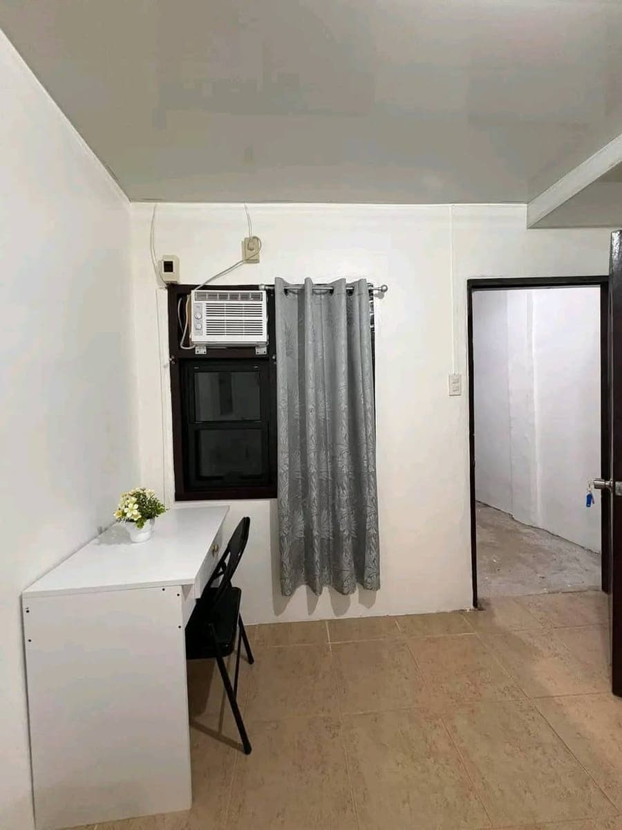 🏡BAJADA DOÑA VICENTA Apartment for Rent – Female Occupants Only ✨ - photo 2