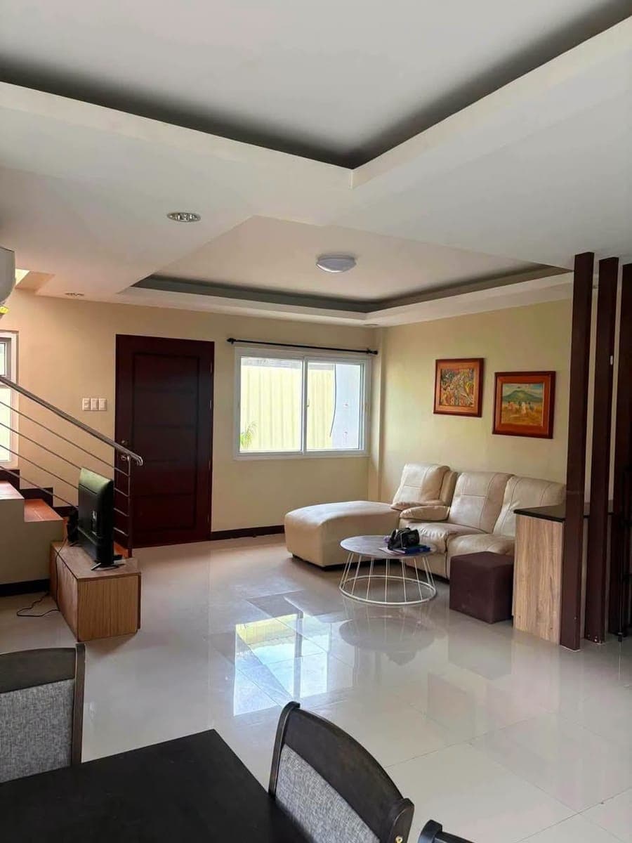 🏡 DIRECT LISTING | 2-Bedroom Townhouse for Rent - photo 1