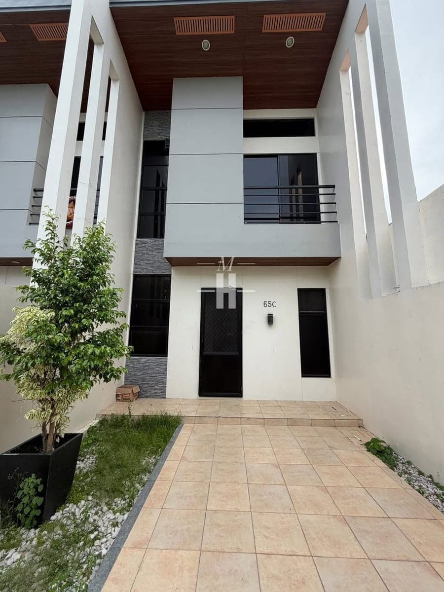 2Bedroom townhouse for RENT in GSIS matina‼️ - photo 1