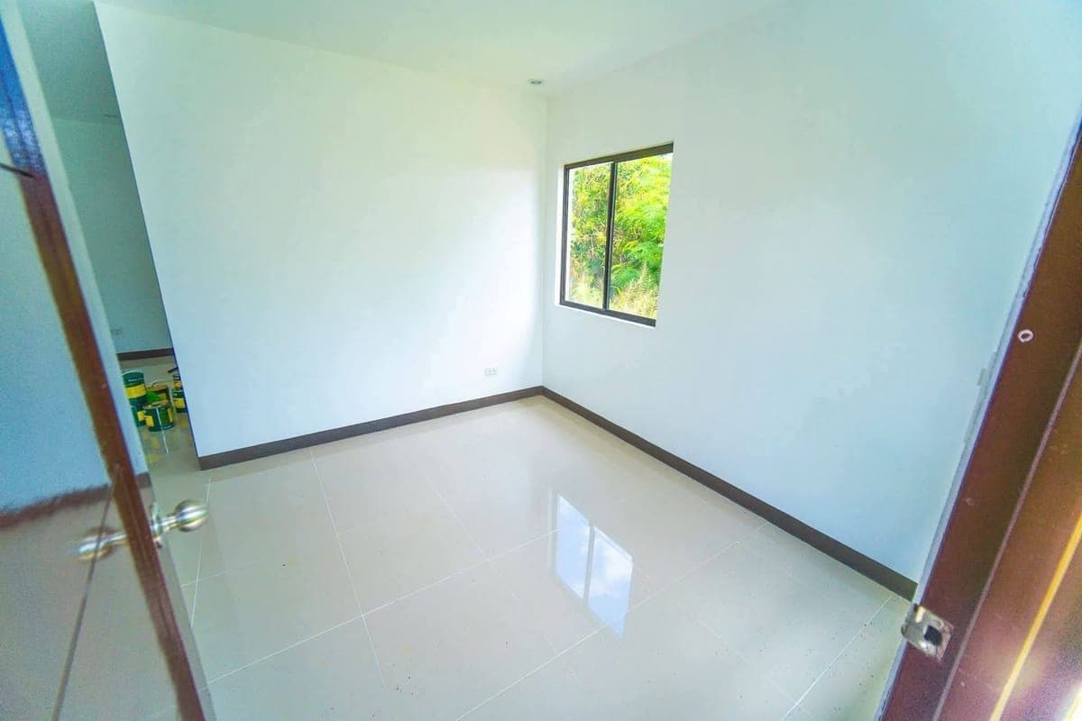 🏡 30K ONLY‼️4BR AND 3T&B HOUSE FOR RENT | ASPEN HEIGHTS COMMUNAL BUHANGIN‼️ - photo 5