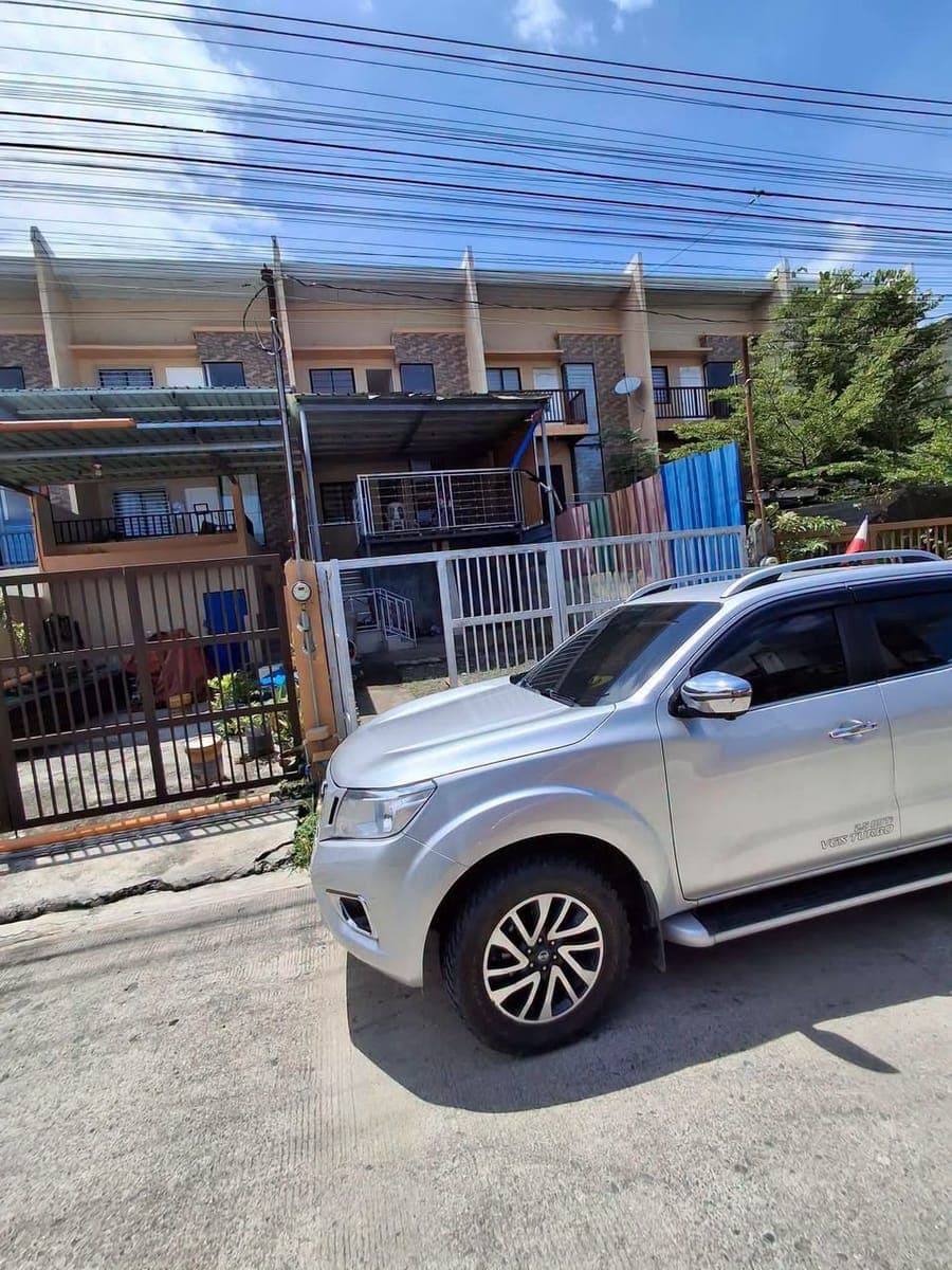 For Rent - photo 1