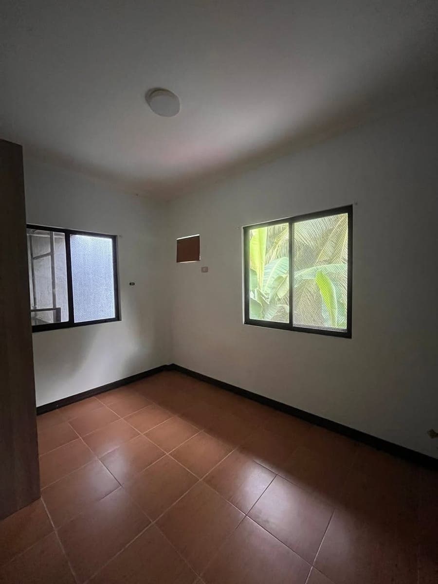 7K PER ROOM (good for 2 pax) - photo 2