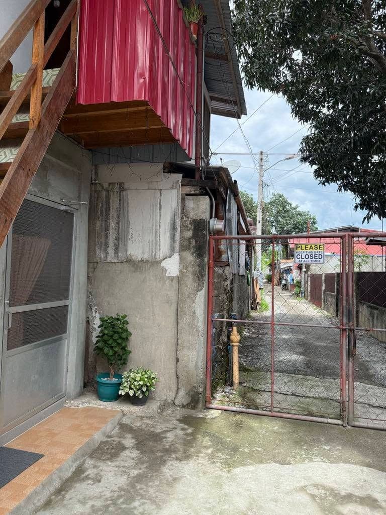 ROOM FOR RENT (Female Only) - photo 2