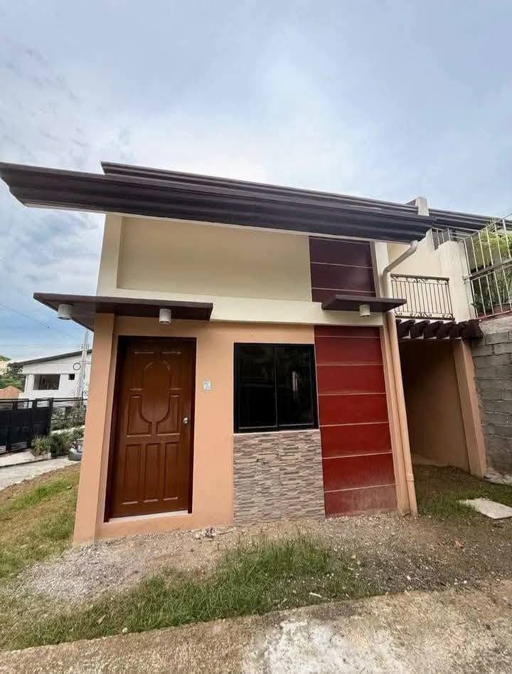2 STOREY HOUSE FOR RENT 🏡🏡 - photo 1